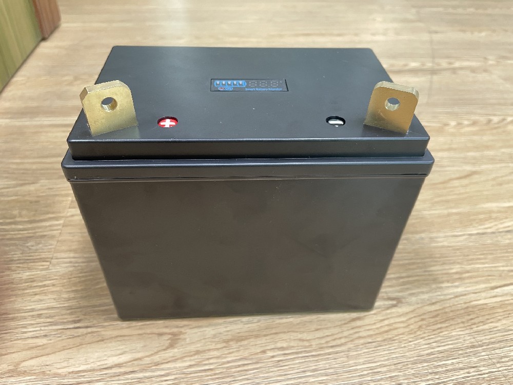 Riding lawn mower battery